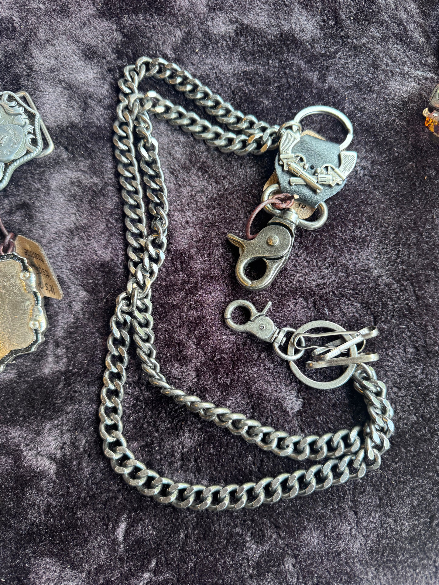 Alice's Chain