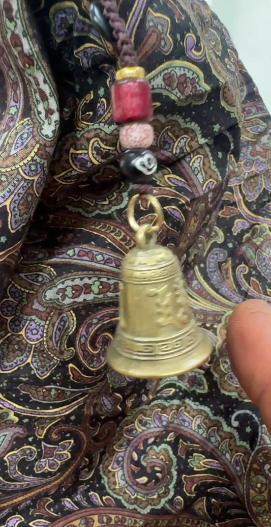 Gremlin Bell – Om Mani Padme Hum